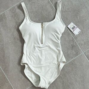 Michael Kors White One Piece Bathingsuit Size 6 NWT